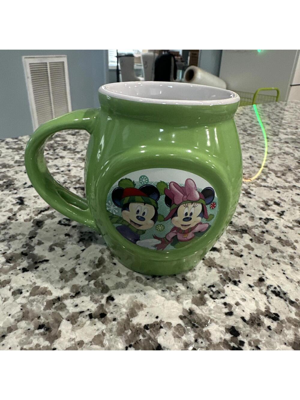 Disney Mickey And Minnie Mouse Green Coffee Mug Christmas Holiday 2017